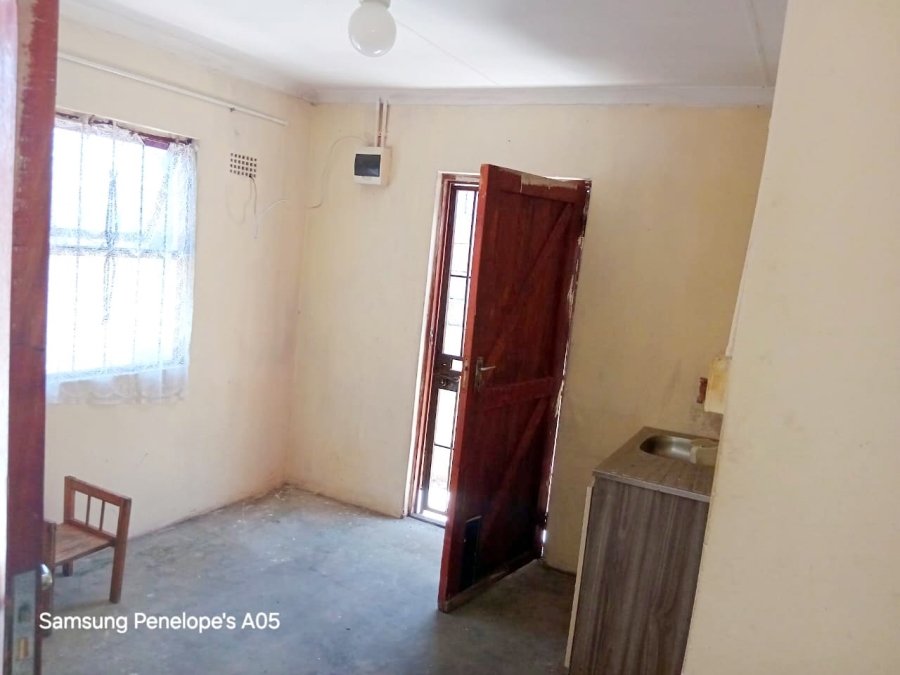 2 Bedroom Property for Sale in Philippi Western Cape